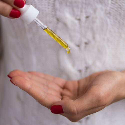 Antioxidant ferulic acid found in Bright Future Vitamin C serum by SLMD Skincare